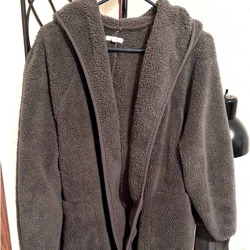 Maurice’s plus size 0/1X shawl color hooded jacket. Open front. Maurice’s brand